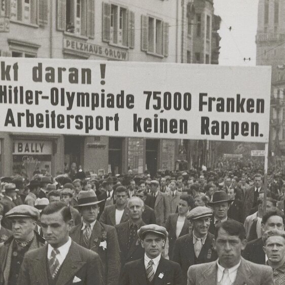 Die «Hitler-Olympiade» war auch Thema an der Zürcher 1.-Mai-Demonstration von 1936.