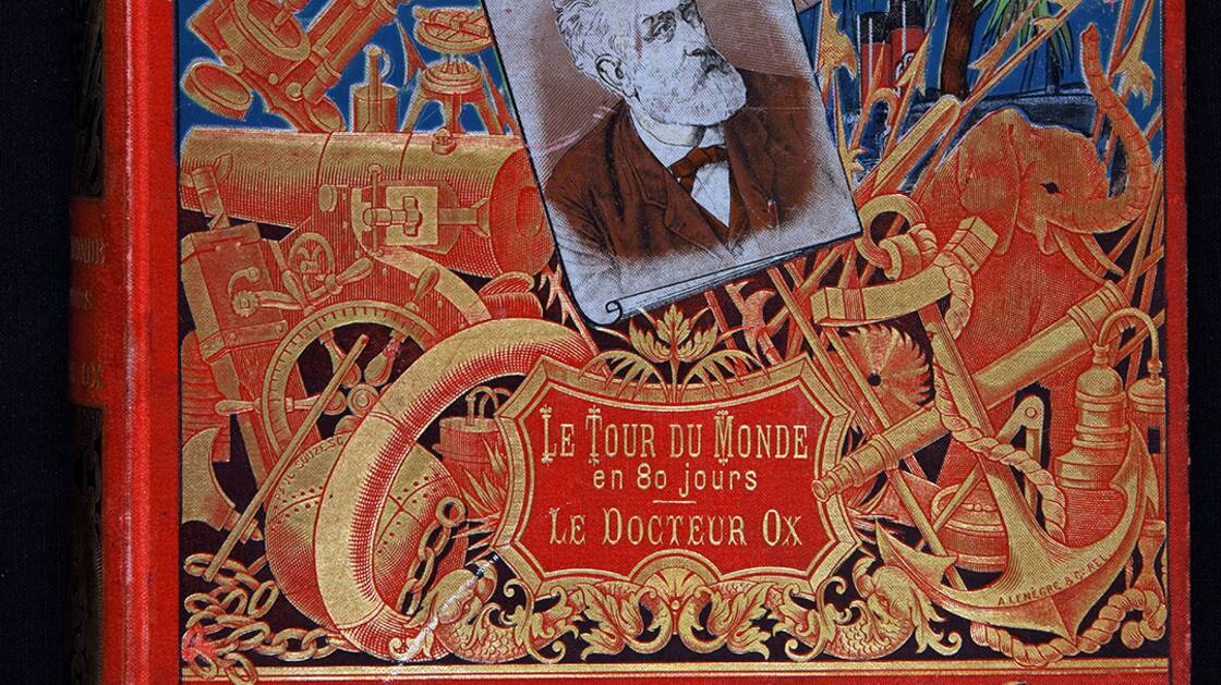 Tour du monde en 80 jours, cartonnage, édition Hetzel, 1891. MJV A206 | © Bibliothèque Municipale de Nantes, fonds Jules Verne (photographie de Frank Pellois)